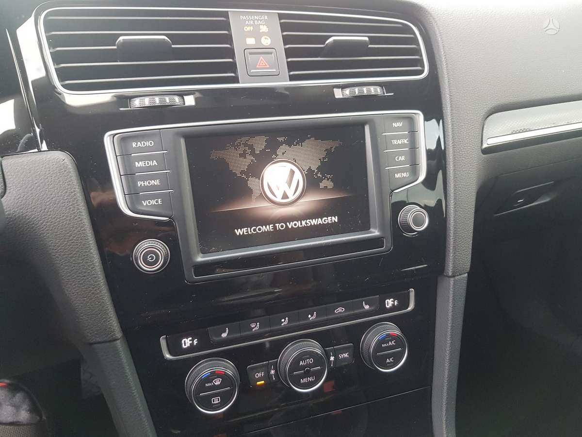 Volkswagen Golf 2015 — photo 11