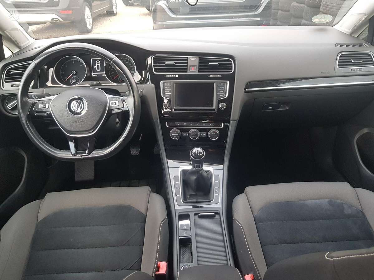 Volkswagen Golf 2015 — photo 13