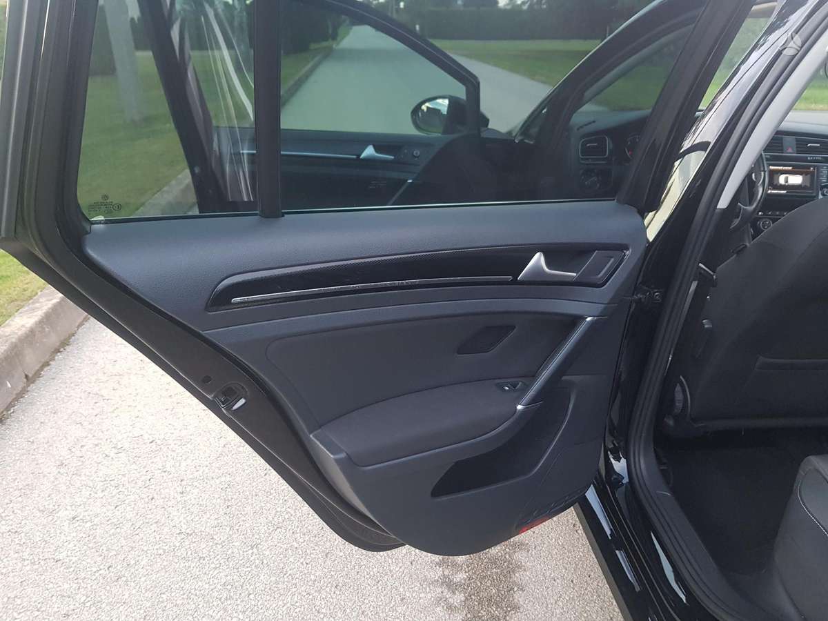 Volkswagen Golf 2015 — photo 20
