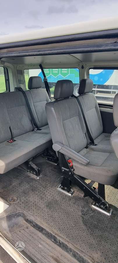 Volkswagen Caravelle 2007 — photo 6