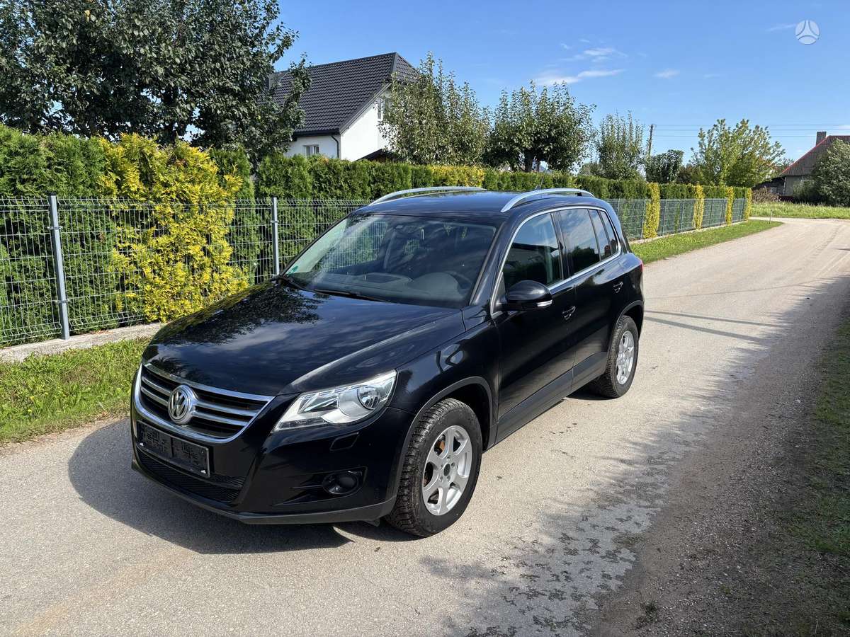 Volkswagen Tiguan 2010 — engine 1968 cm³, 140 HP (103kW)