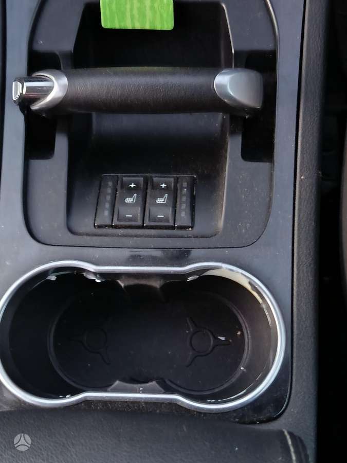 Ford S-MAX 2013 — photo 15