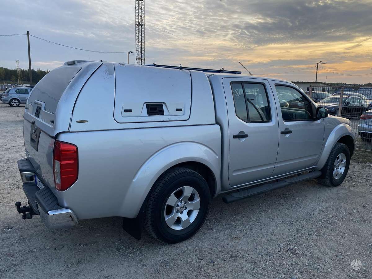 Nissan Navara 2005 — photo 6