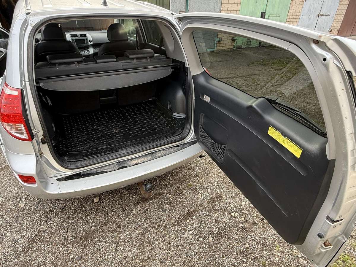 Toyota RAV4 2006 — photo 7