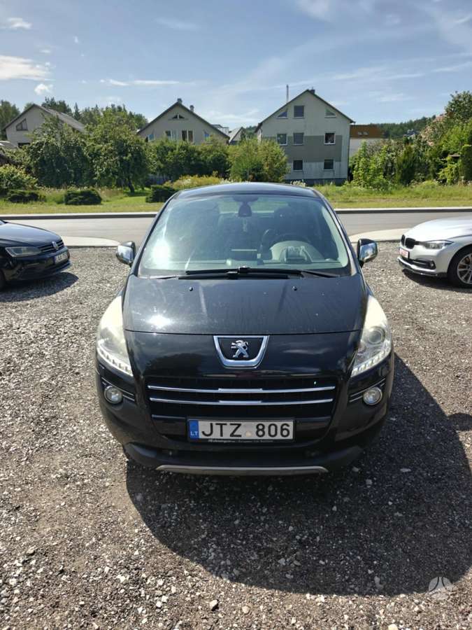Peugeot 3008 2012 — engine 2000 cm³, 163 HP (120kW)