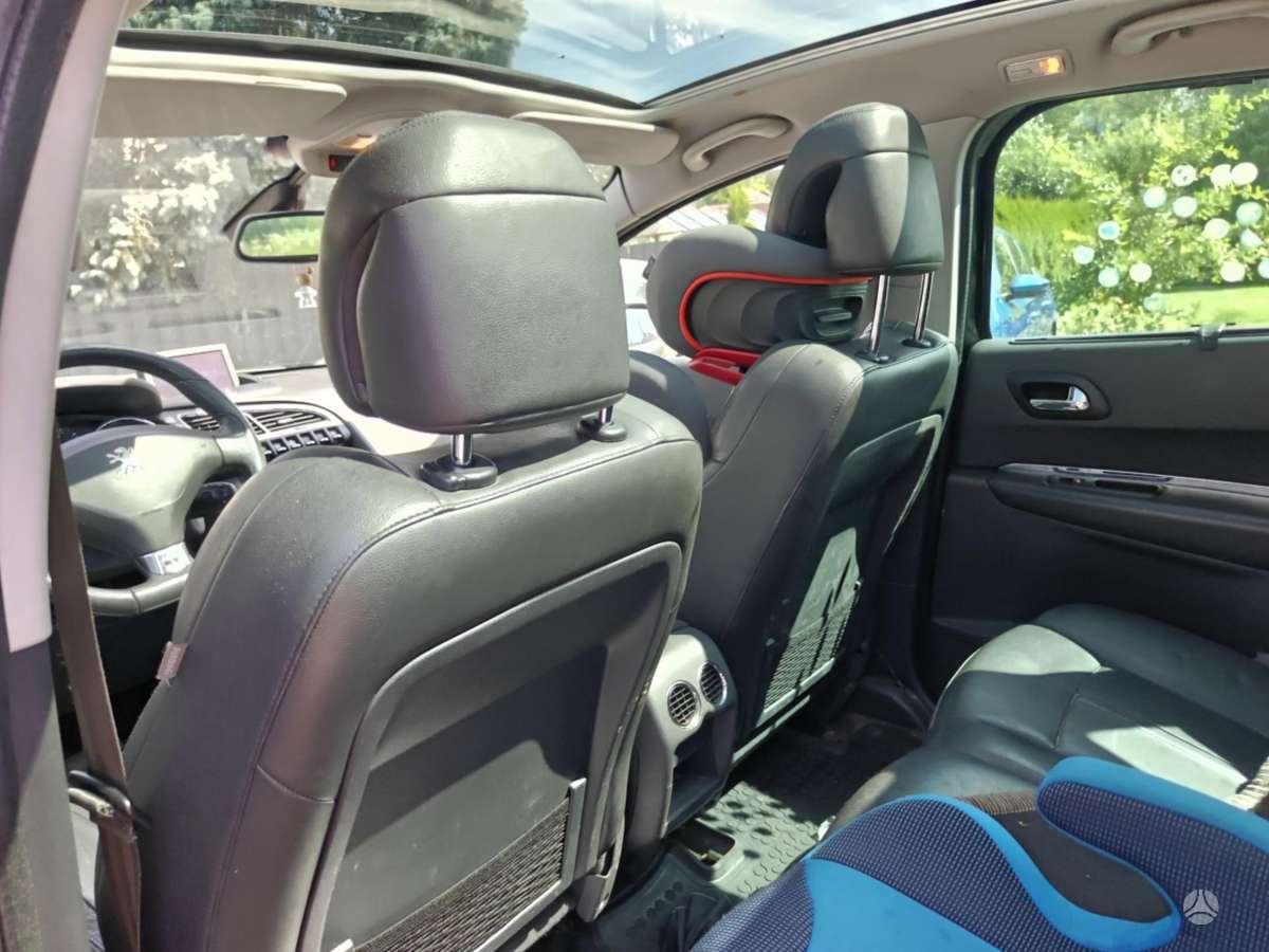 Peugeot 3008 2012 — photo 9