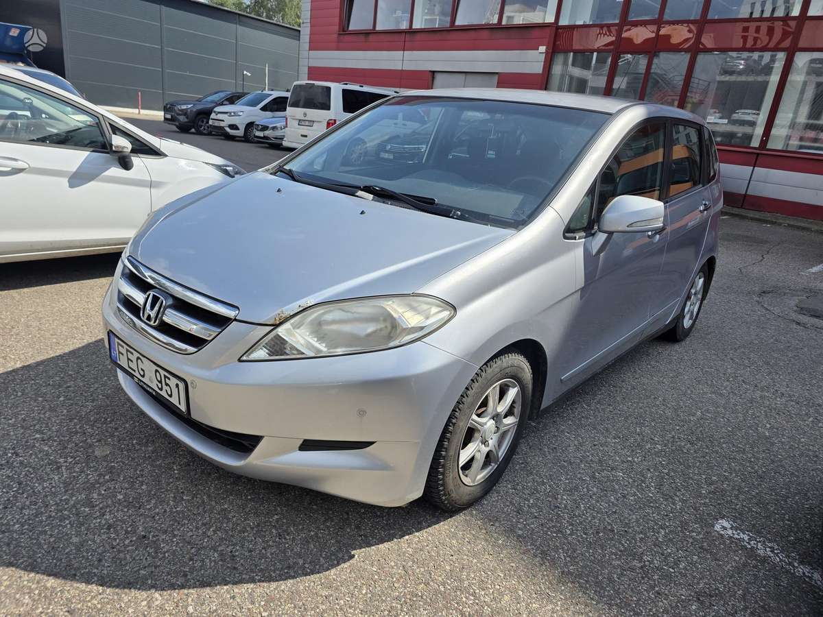 Honda FR-V 2006 — вигляд ззаду