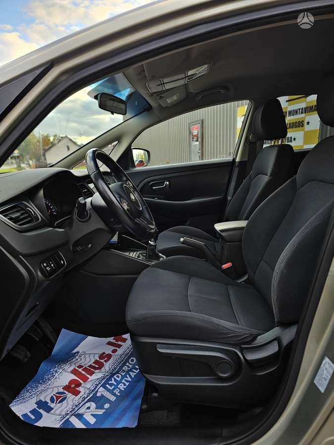 Kia Carens 2013 — photo 13