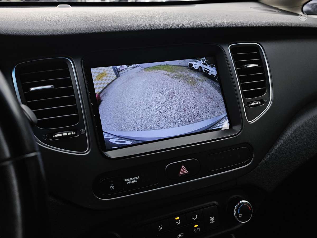 Kia Carens 2013 — photo 16