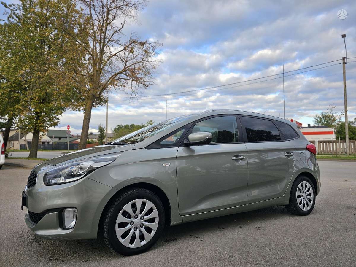 Kia Carens 2013 — photo 9