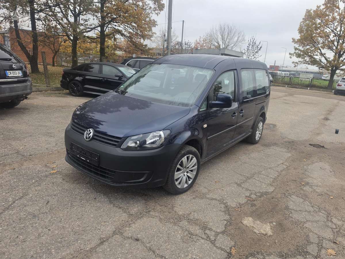 Volkswagen Caddy 2012 — вигляд ззаду