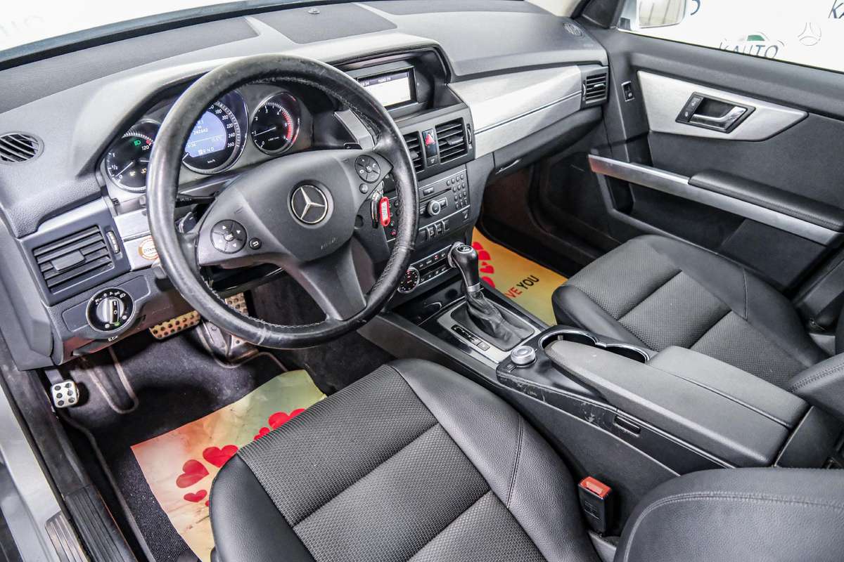 Mercedes-Benz GLK320 2009 — photo 5