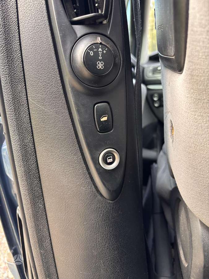 Citroen C8 2009 — photo 10