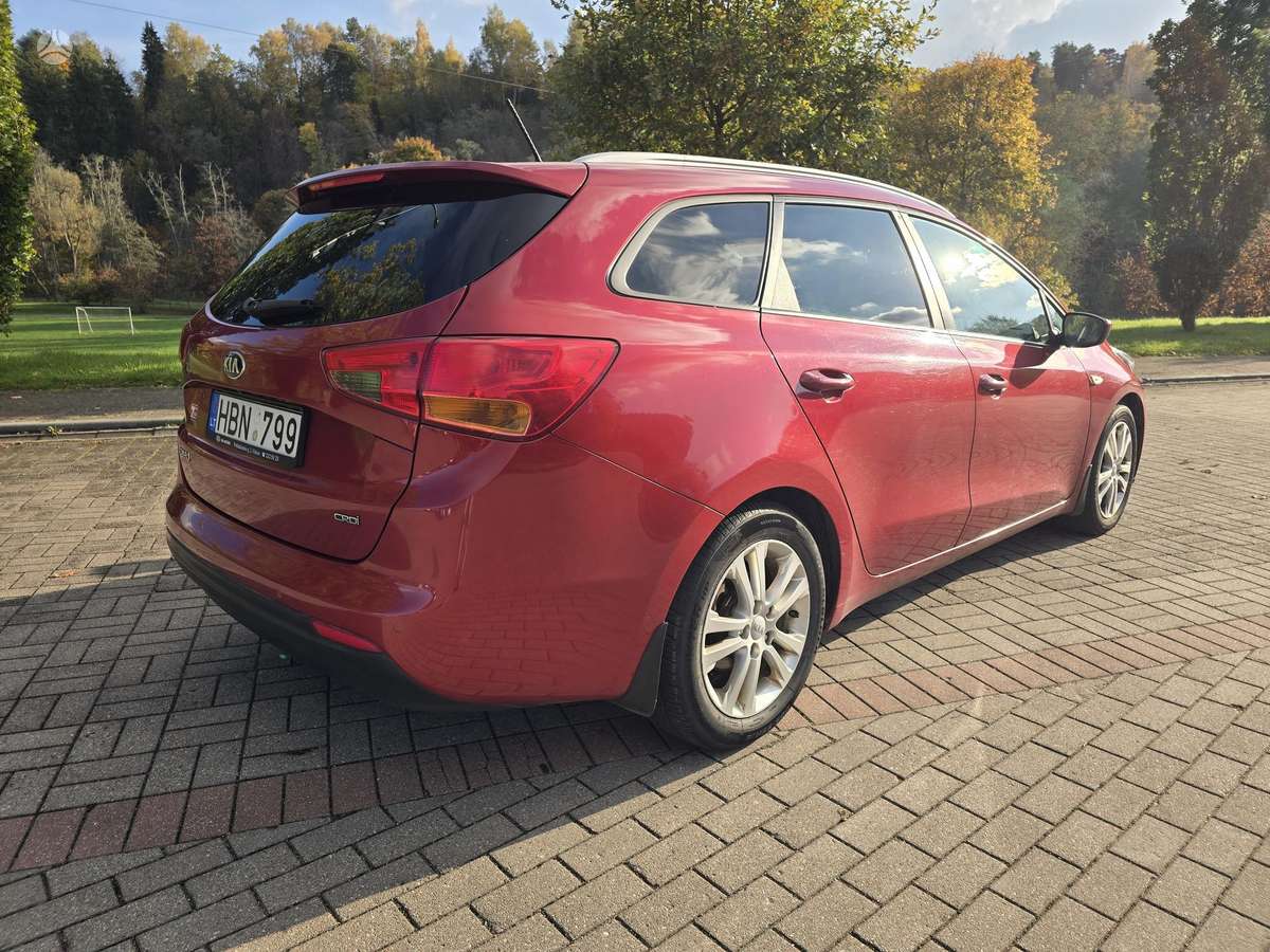 Kia Ceed 2014 — салон