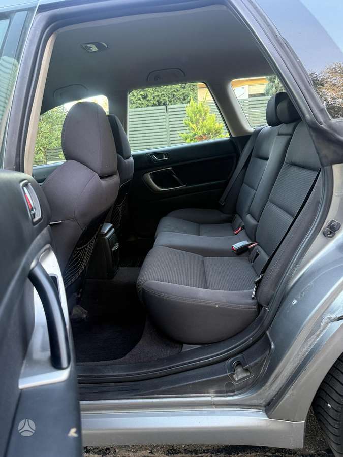 Subaru Legacy 2007 — photo 11