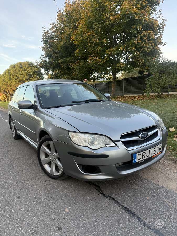 Subaru Legacy 2007 — rear view