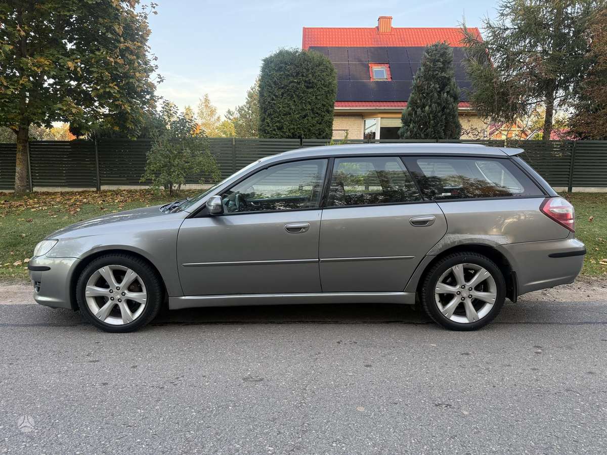 Subaru Legacy 2007 — interior