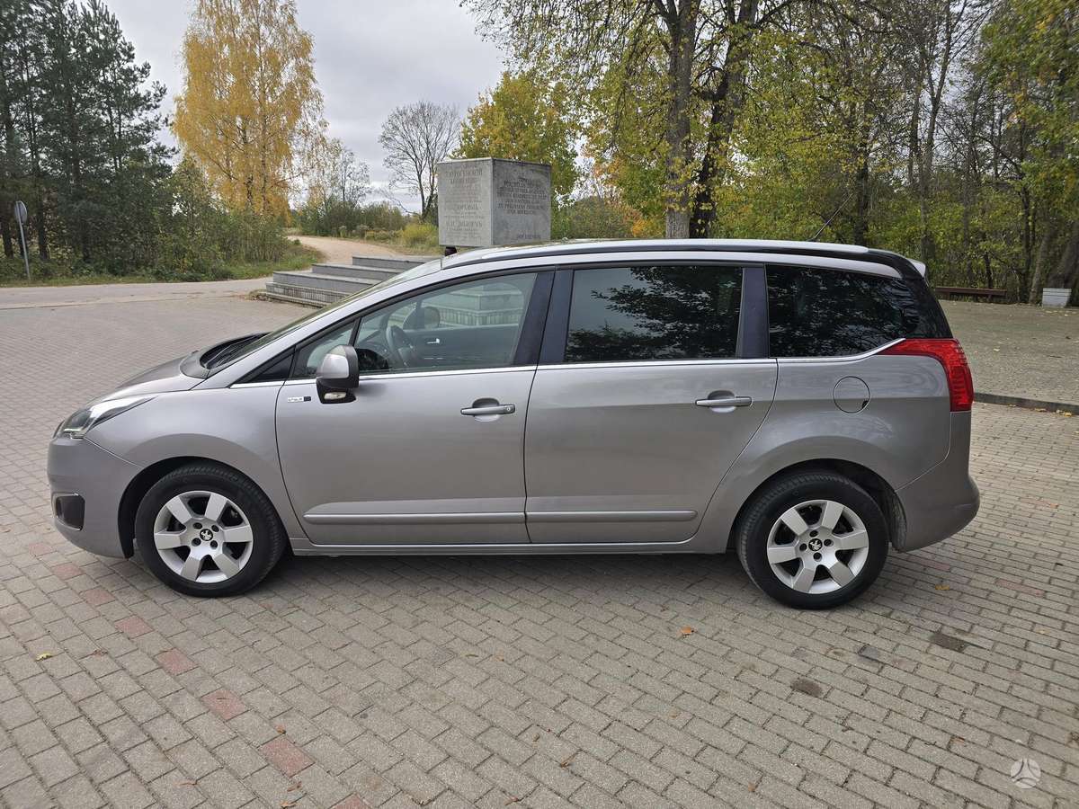 Peugeot 5008 2014 — photo 10