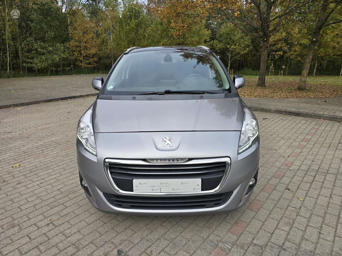 Peugeot 5008 2014 — engine 1560 cm³, 114 HP (84kW)