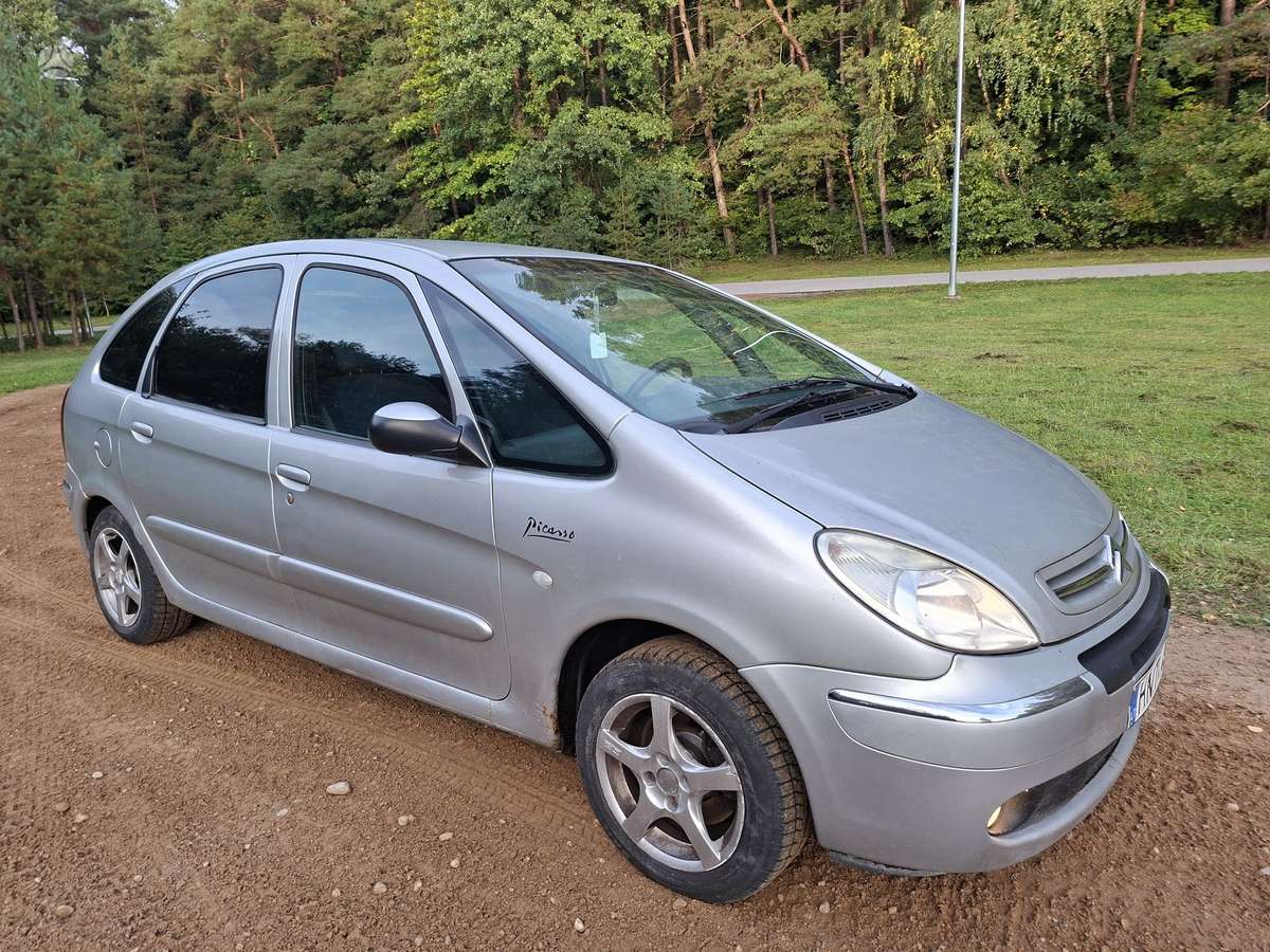 Citroen Xsara 2004 — interior