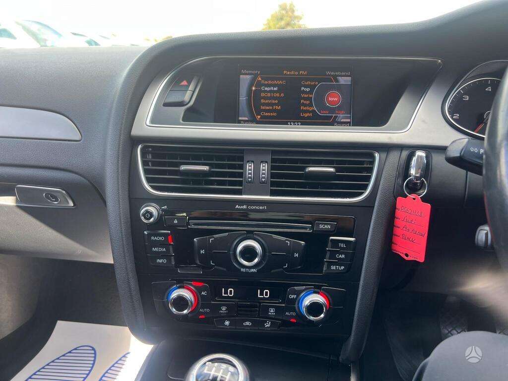 Audi A4 2013 — photo 11