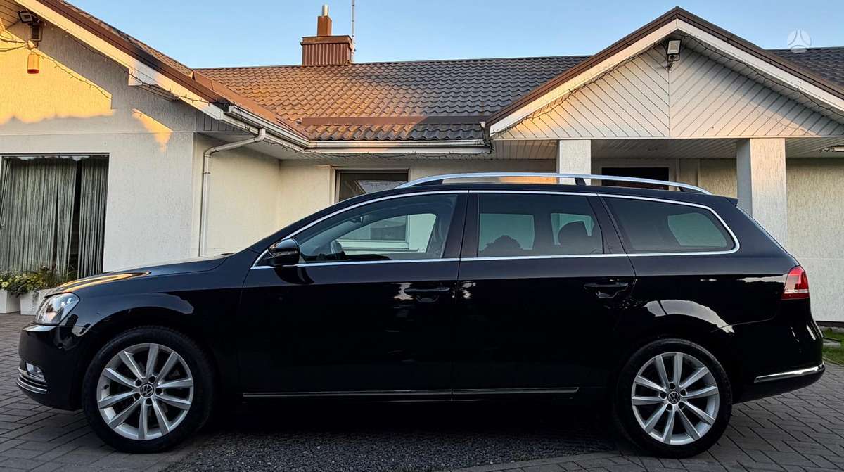 Volkswagen Passat 2012 — photo 12