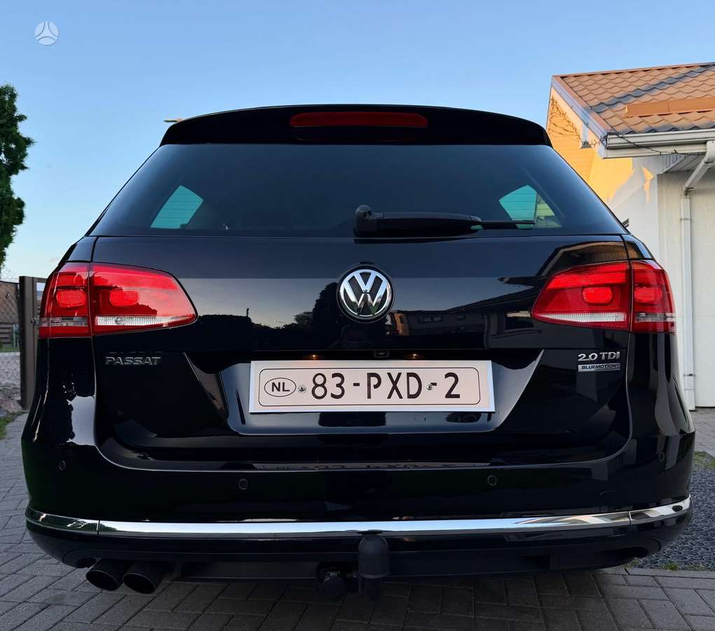 Volkswagen Passat 2012 — photo 17