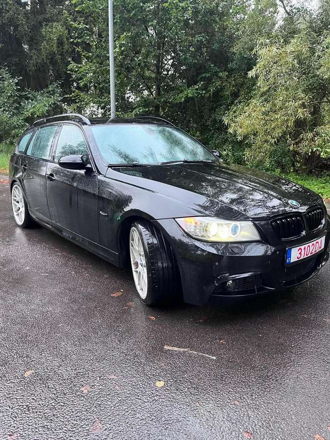 BMW 335 2006 — двигун 2993 cm³, 286 HP (210kW)