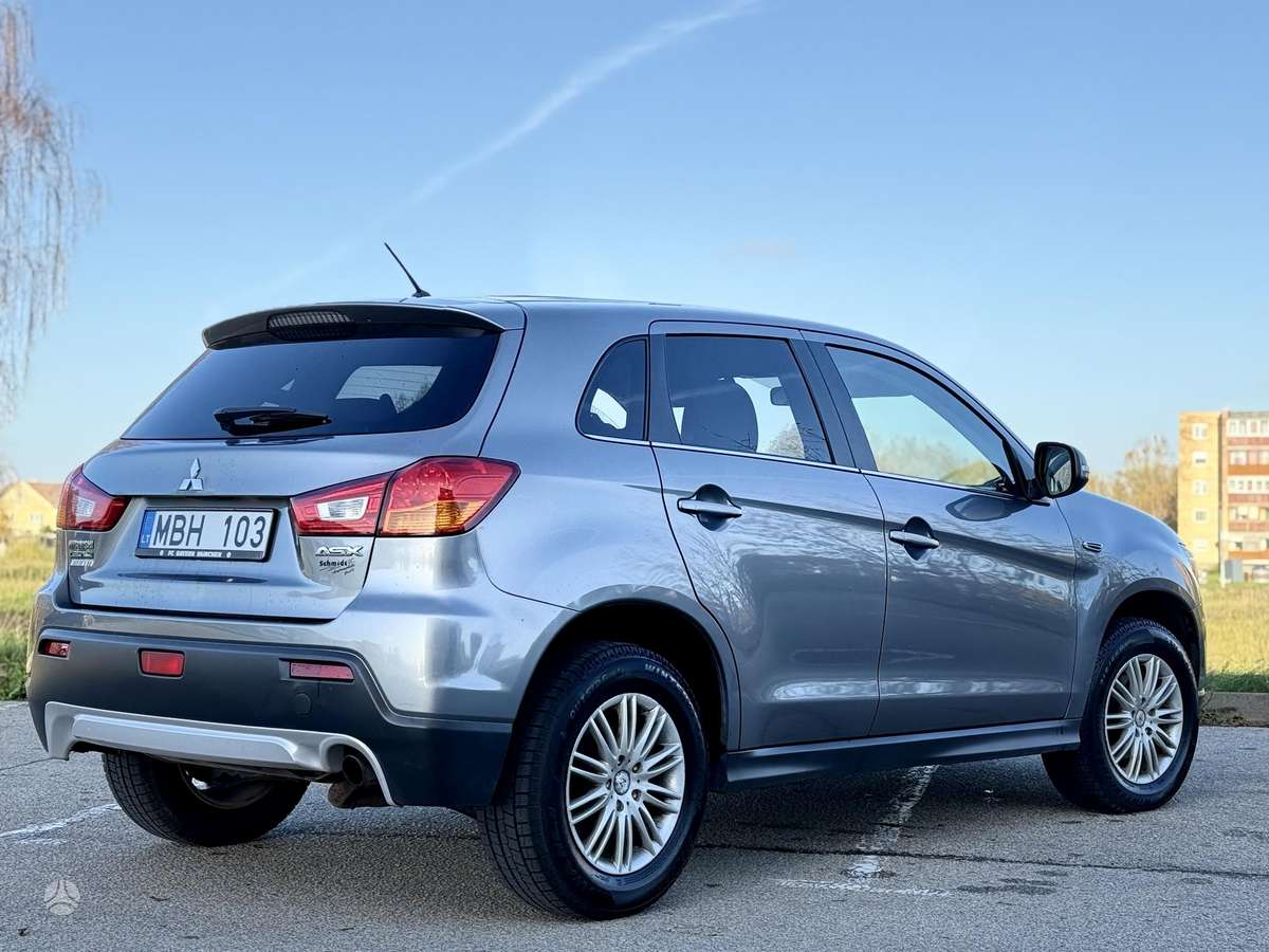 Mitsubishi ASX 2012 — photo 11