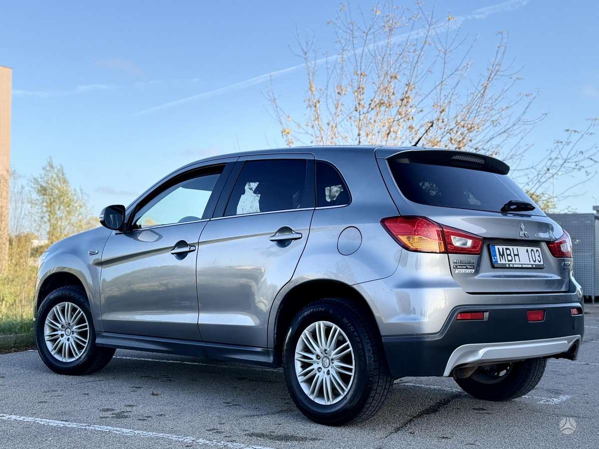 Mitsubishi ASX 2012 — photo 12
