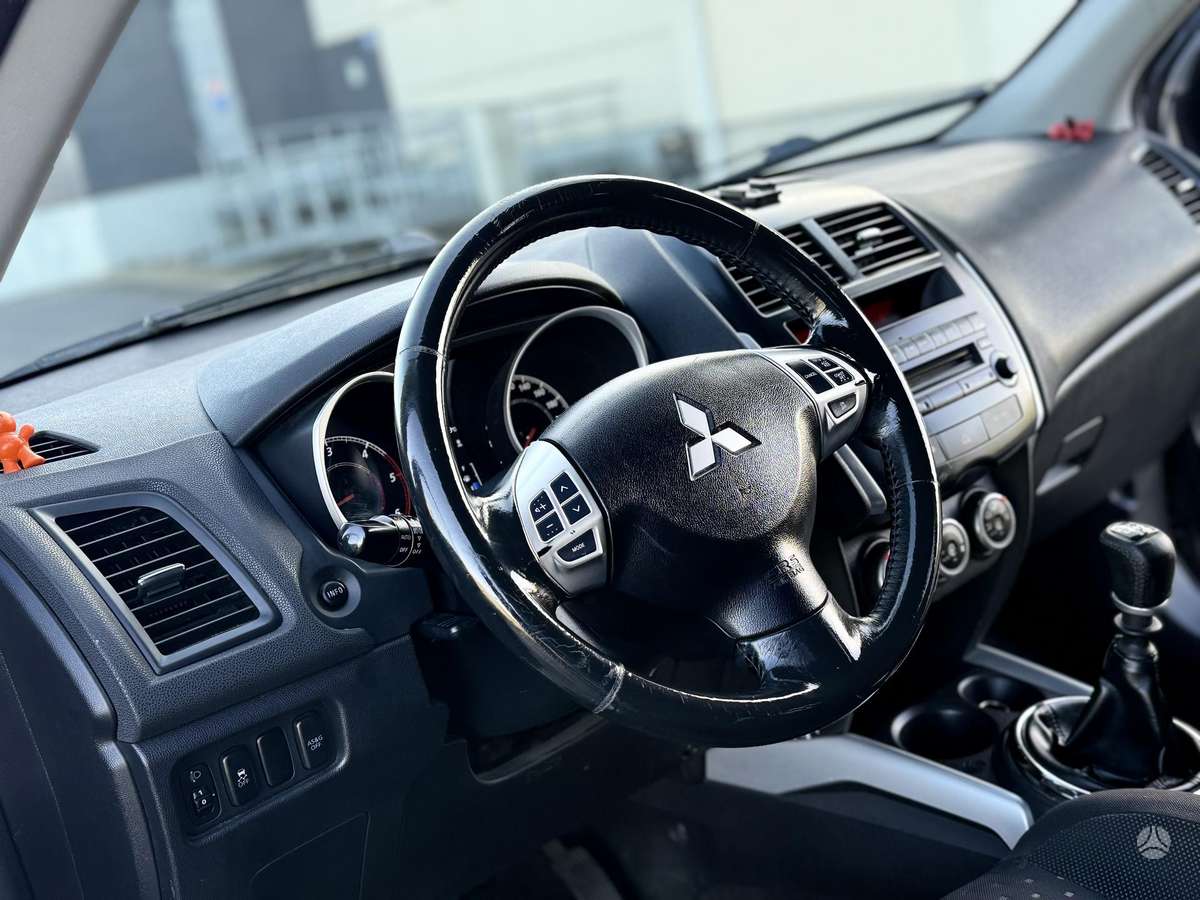 Mitsubishi ASX 2012 — photo 16