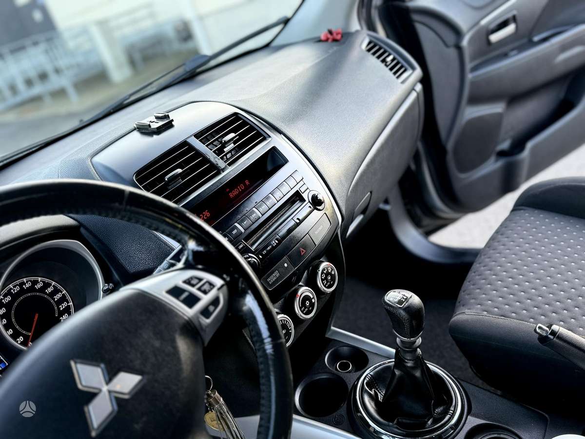 Mitsubishi ASX 2012 — photo 22