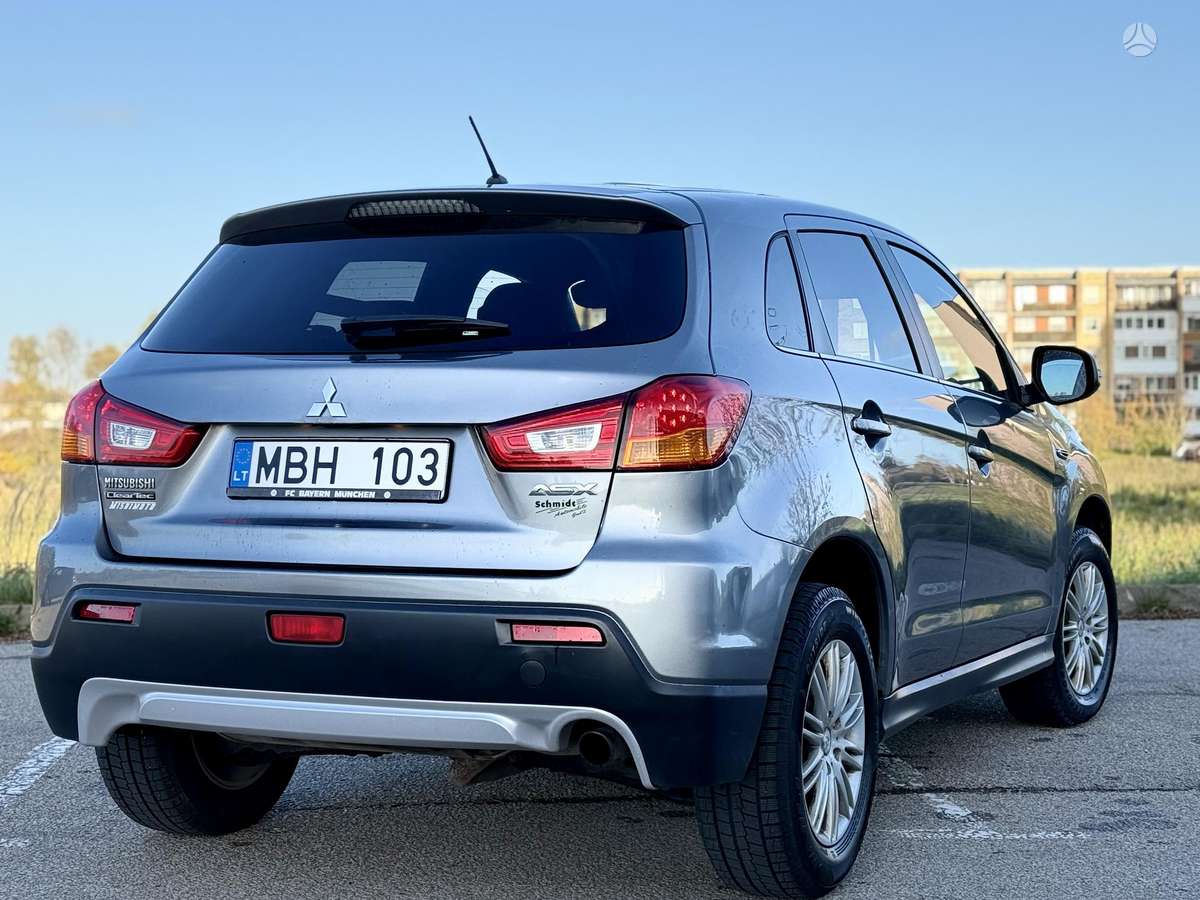 Mitsubishi ASX 2012 — engine 1800 cm³, 150 HP (110kW)