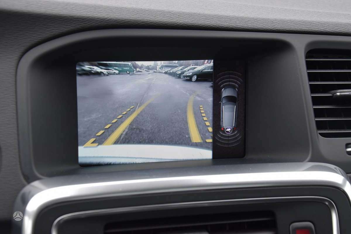 Volvo V60 2013 — photo 13