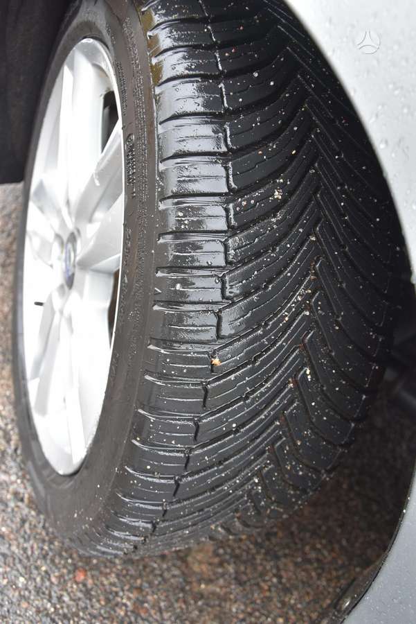 Volvo V60 2013 — photo 14