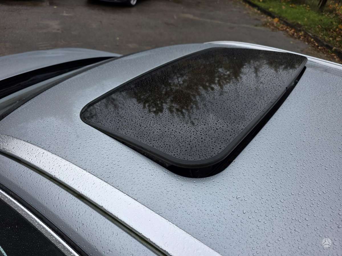 Volvo V60 2013 — photo 18