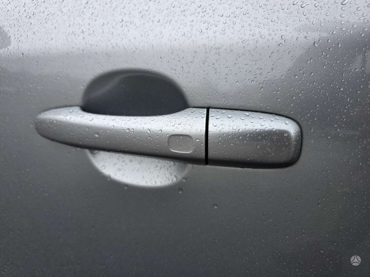 Volvo V60 2013 — photo 21