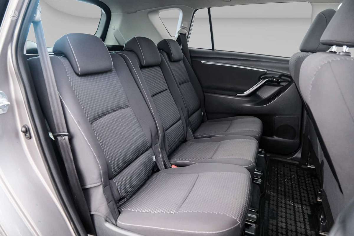 Toyota Verso 2014 — photo 12