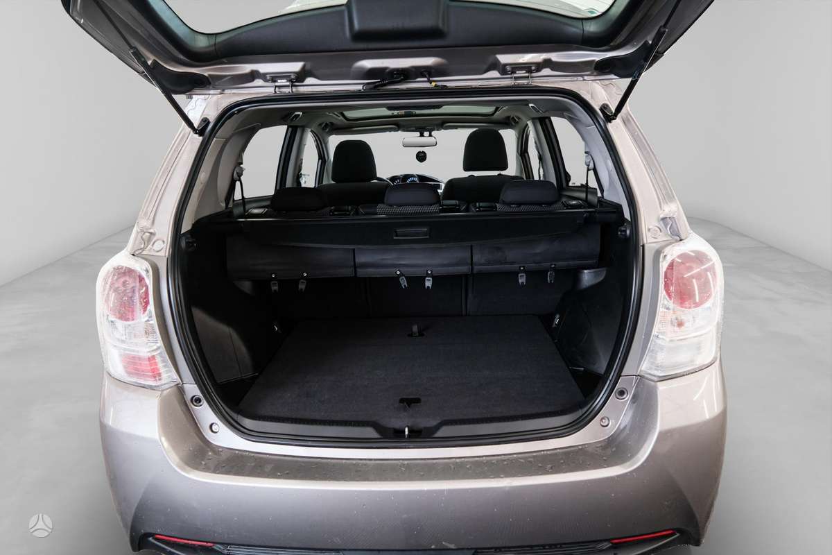Toyota Verso 2014 — photo 13