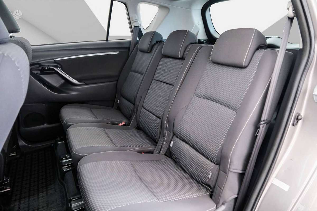 Toyota Verso 2014 — photo 8