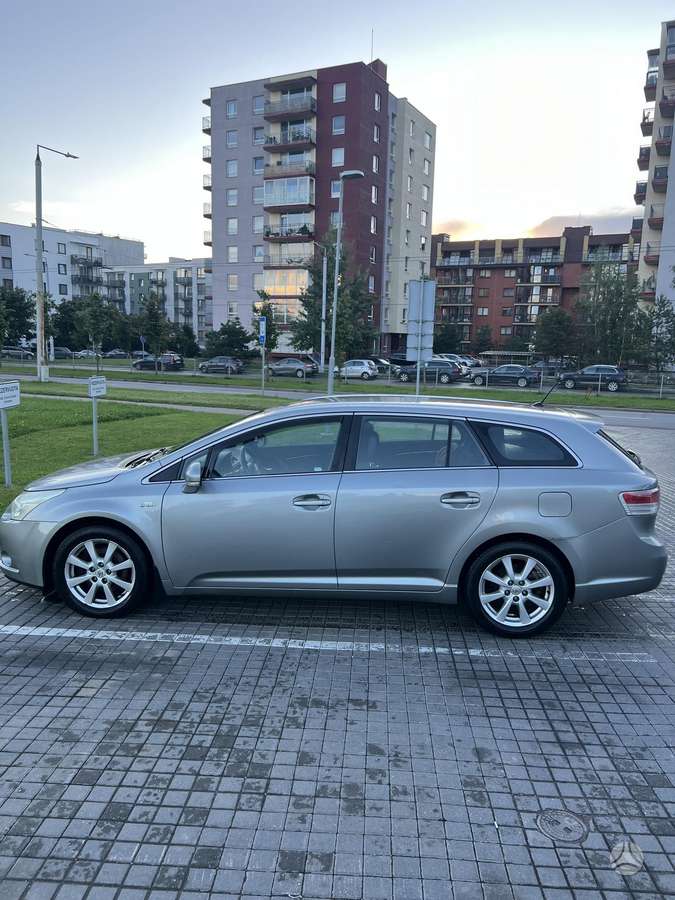 Toyota Avensis 2009 — engine 2231 cm³, 150 HP (110kW)