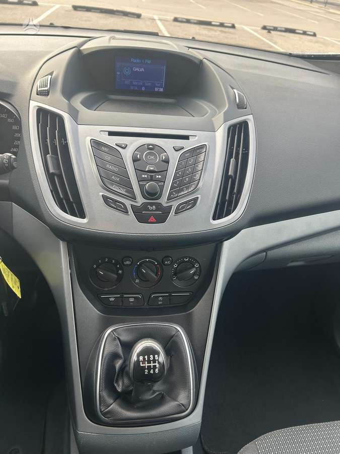 Ford Grand 2011 — photo 34