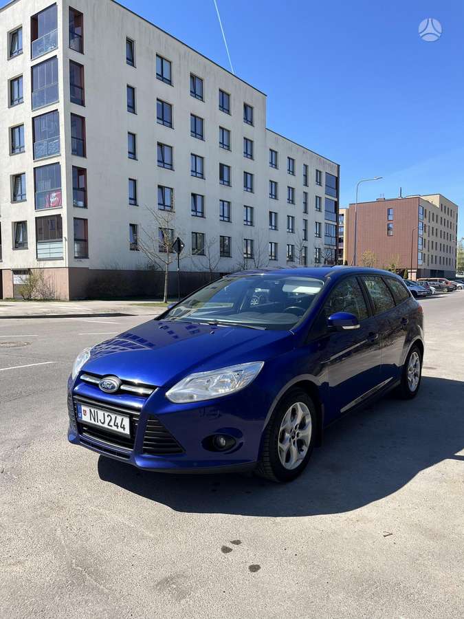 Ford Focus 2014 — photo 7