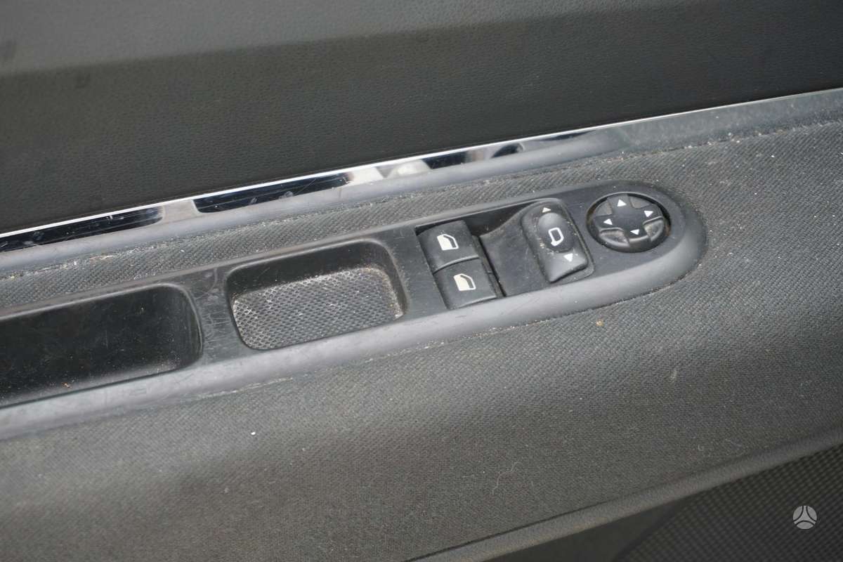Peugeot 3008 2012 — photo 18