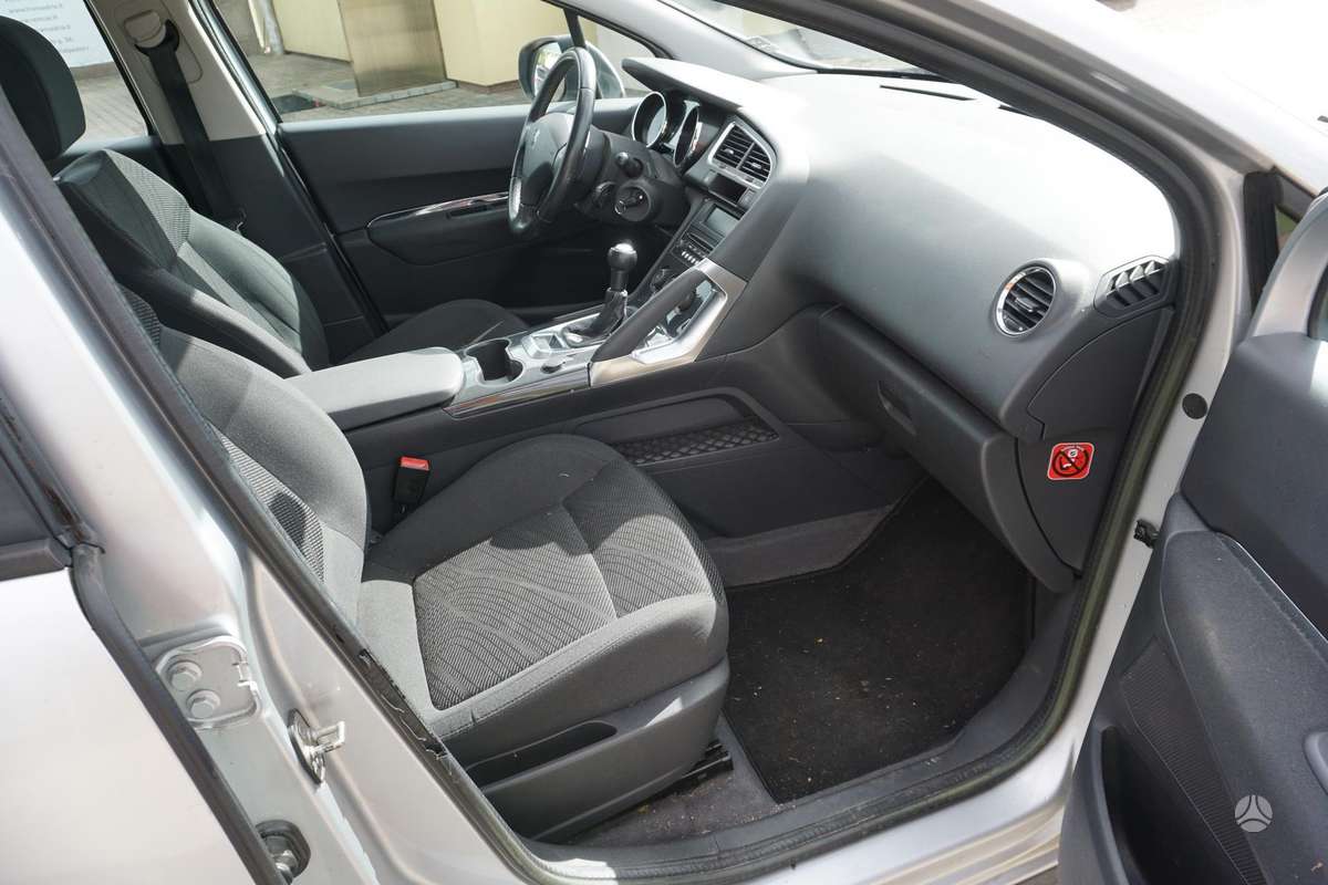 Peugeot 3008 2012 — photo 9
