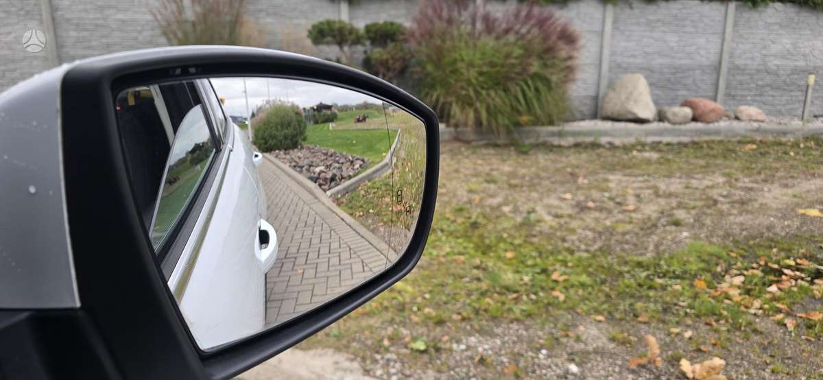 Ford C-MAX 2015 — photo 15