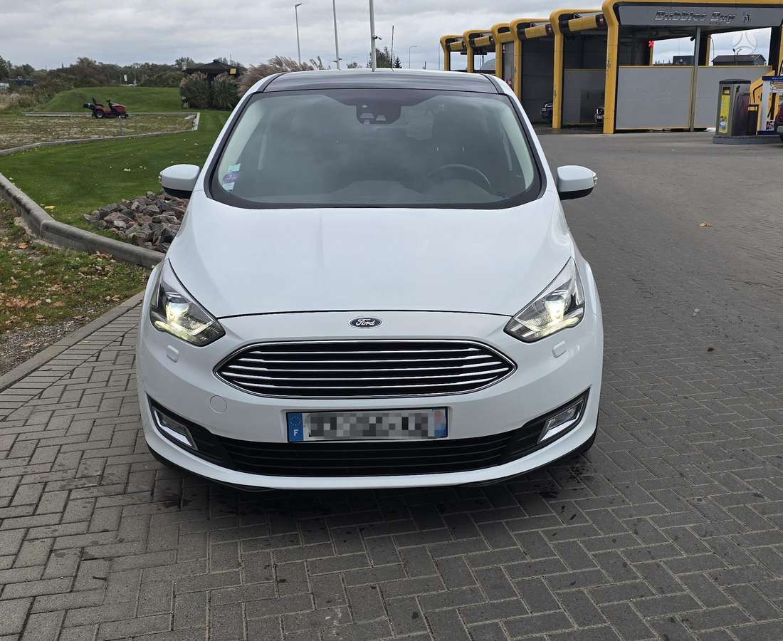 Ford C-MAX 2015 — rear view