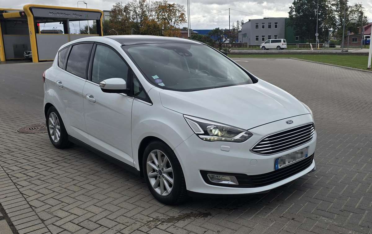 Ford C-MAX 2015 — interior