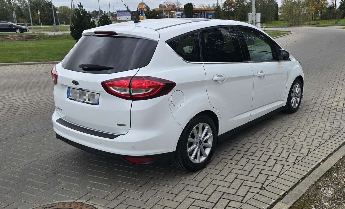 Ford C-MAX 2015 — engine 999 cm³, 125 HP (92kW)
