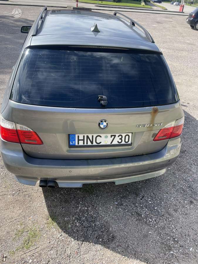 BMW 530 2007 — engine 2993 cm³, 235 HP (173kW)